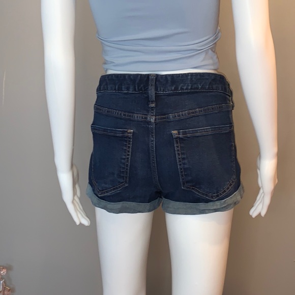 2/$40 Express Stretch + Performance Shortie Relaxed Low Rise Shorts - Picture 9 of 15